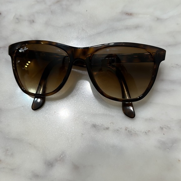 Ray Ban RB4184 Sunglasses - Picture 2 of 13